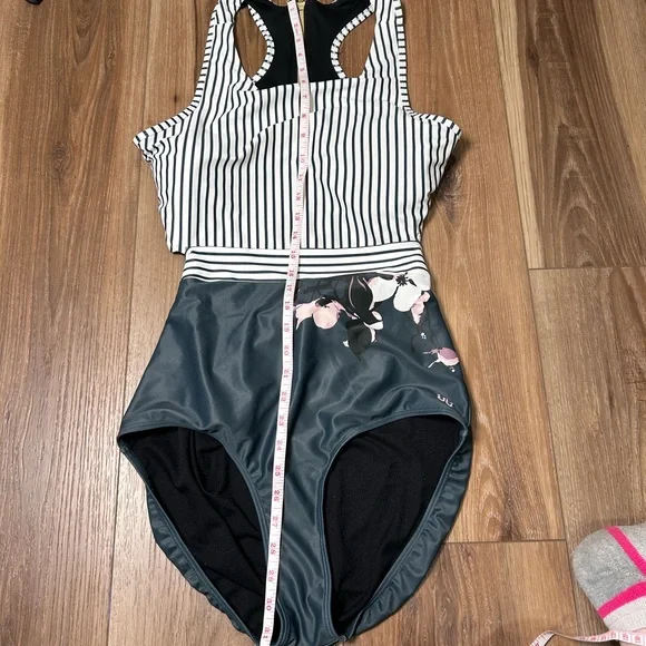 Albion Bon Voyage stripe floral one piece swimsuit size XL tie back zip closure - Picture 8 of 8